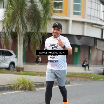 Runner Photo 8001231