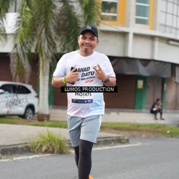 Runner Photo 8001245
