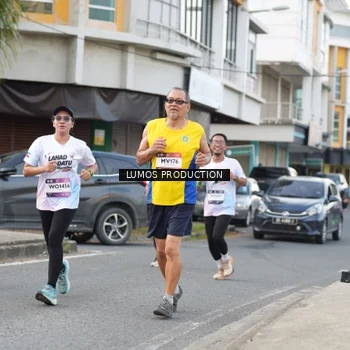 Runner Photo 8001345