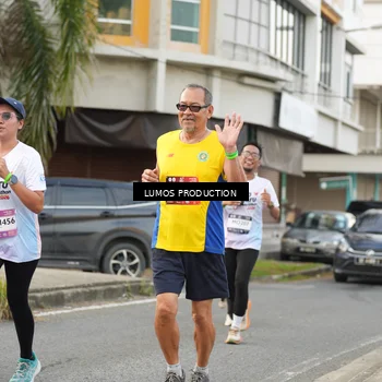 Runner Photo 8001352