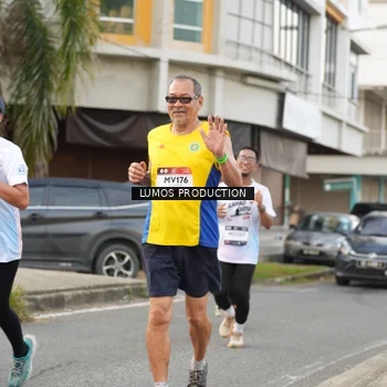 Runner Photo 8001355