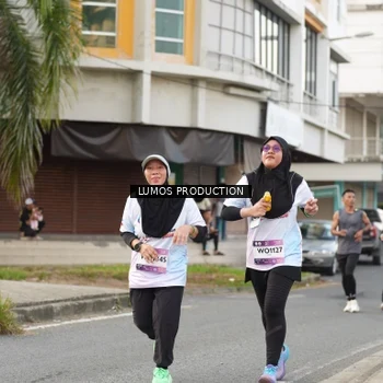 Runner Photo 8001369