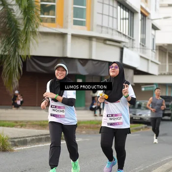 Runner Photo 8001371