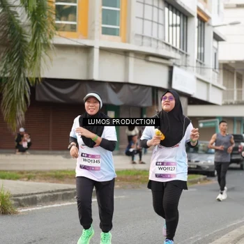 Runner Photo 8001372