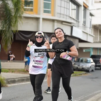 Runner Photo 8001398