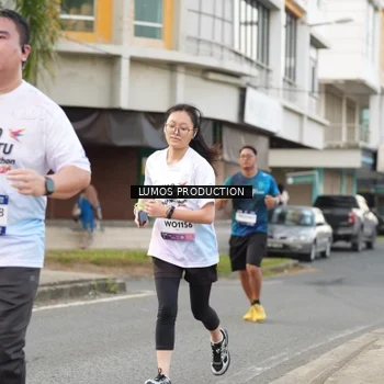 Runner Photo 8001434