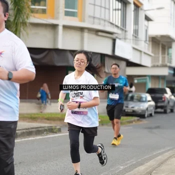 Runner Photo 8001438