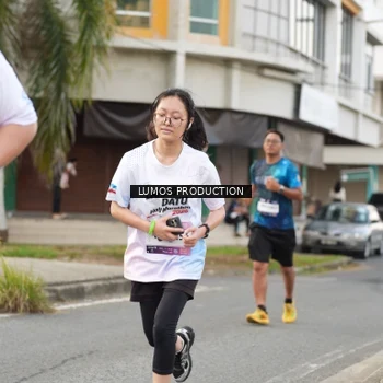 Runner Photo 8001444