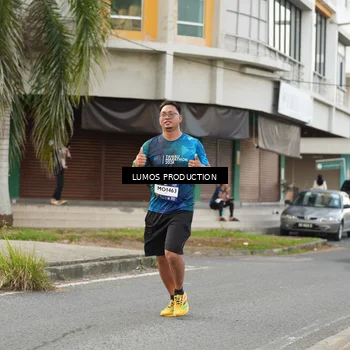 Runner Photo 8001449