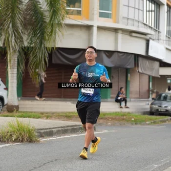Runner Photo 8001452