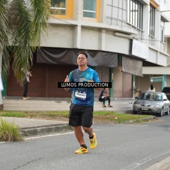 Runner Photo 8001454