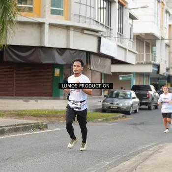 Runner Photo 8001465