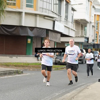 Runner Photo 8001472