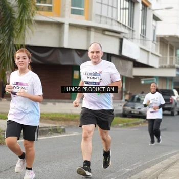 Runner Photo 8001493