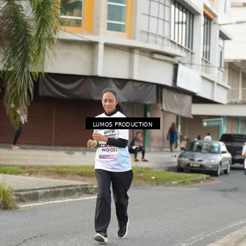 Runner Photo 8001504