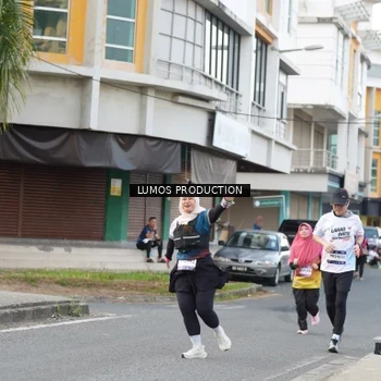Runner Photo 8001557
