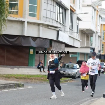 Runner Photo 8001559