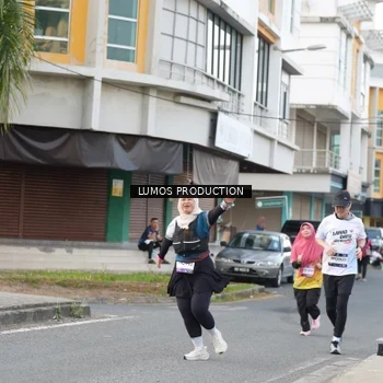 Runner Photo 8001560