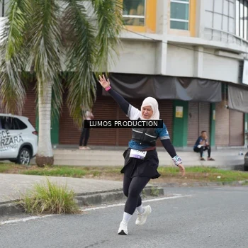 Runner Photo 8001574