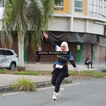 Runner Photo 8001576