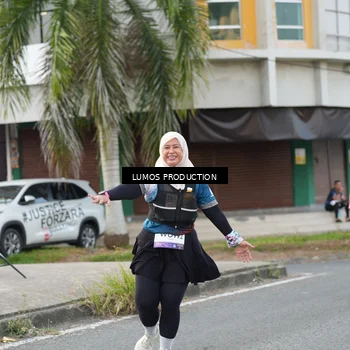 Runner Photo 8001596