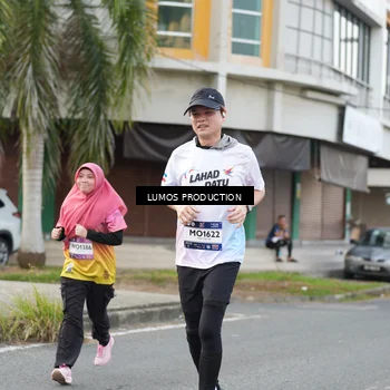 Runner Photo 8001608