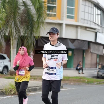 Runner Photo 8001618