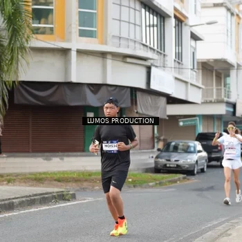 Runner Photo 8001619