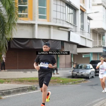 Runner Photo 8001624