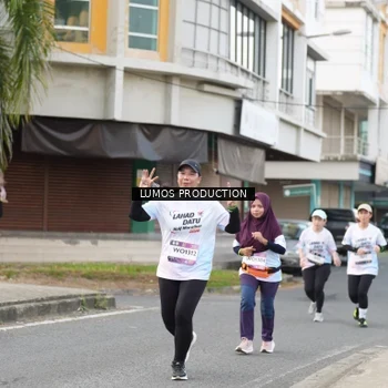 Runner Photo 8001653