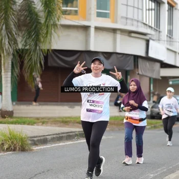 Runner Photo 8001663