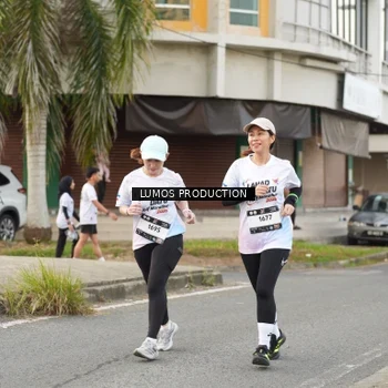 Runner Photo 8001689