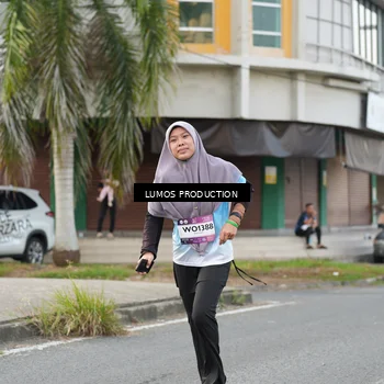 Runner Photo 8001732