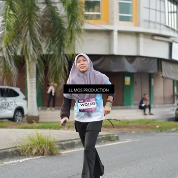 Runner Photo 8001734