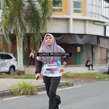 Runner Photo 8001740