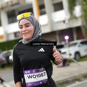 Runner Photo 8001759