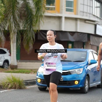 Runner Photo 8001995