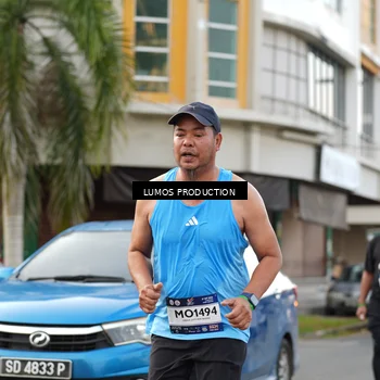 Runner Photo 8002010