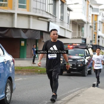 Runner Photo 8002022