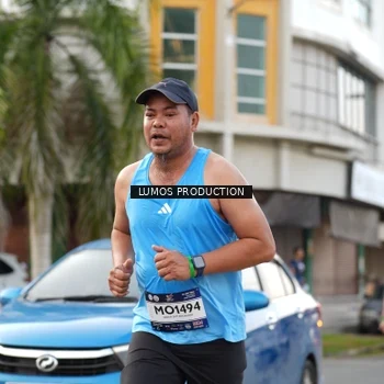 Runner Photo 8002023