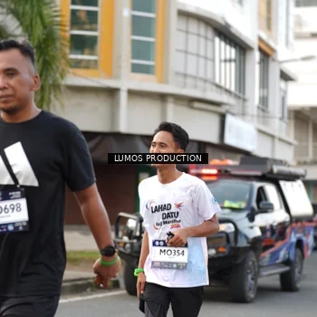 Runner Photo 8002038