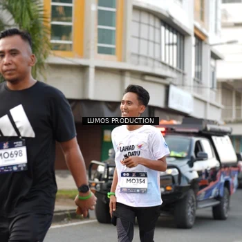 Runner Photo 8002039