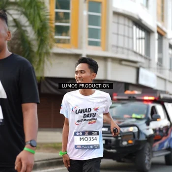 Runner Photo 8002052