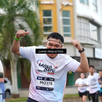 Runner Photo 8002103