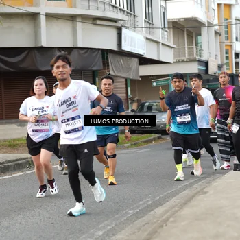 Runner Photo 8002106