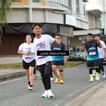 Runner Photo 8002111
