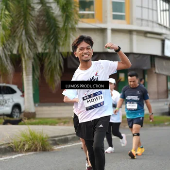 Runner Photo 8002125