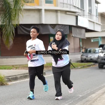 Runner Photo 8002295