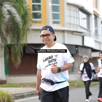 Runner Photo 8002309