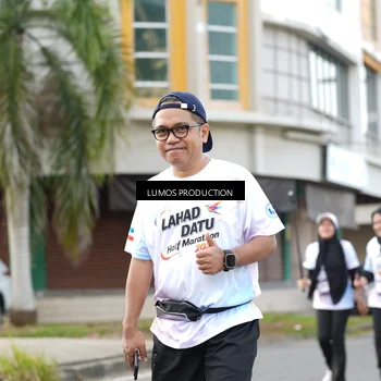 Runner Photo 8002313